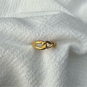 Bold Knot Ring